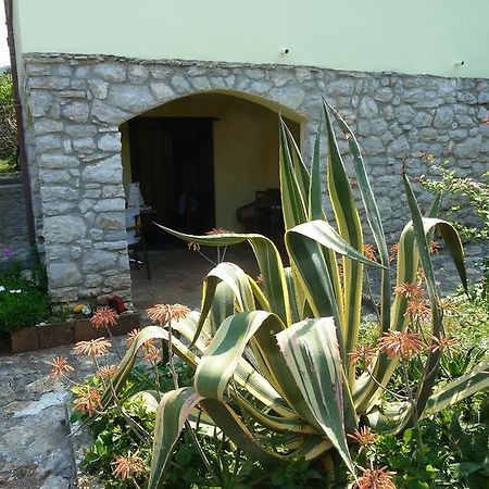 Apartment Nada Veli Lošinj Dış mekan fotoğraf
